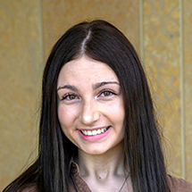 Bella Gongora