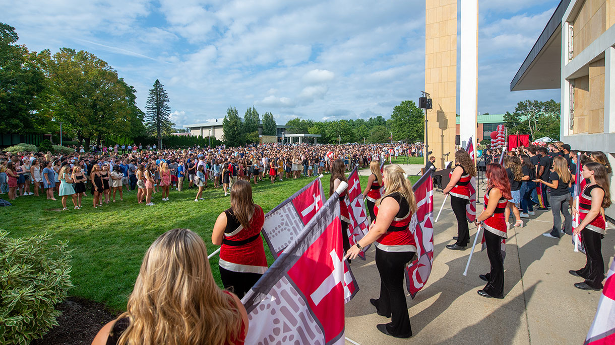 New Student Induction on Chapel Quad