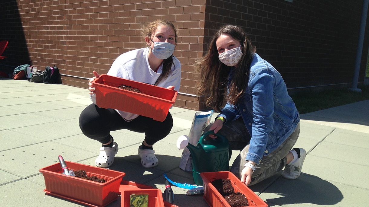 SHU students gardening