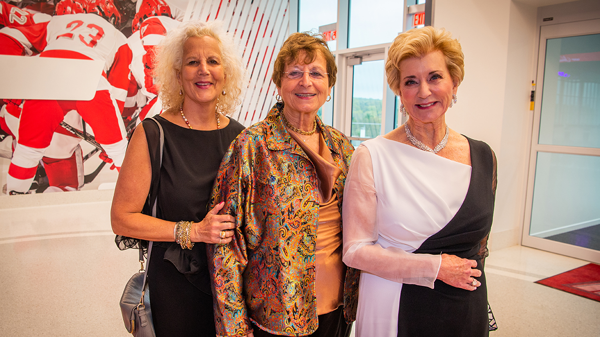 Victoria Ferrara, Michelle Loris and Linda McMahon