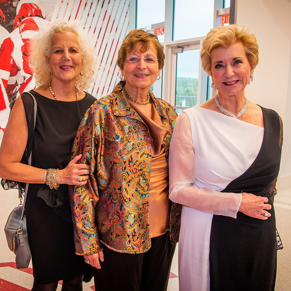 Victoria Ferrara, Michelle Loris and Linda McMahon