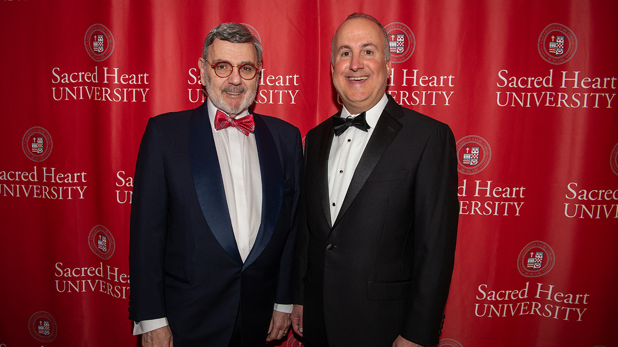 President John Petillo with Sikorsky President Paul Lemmo