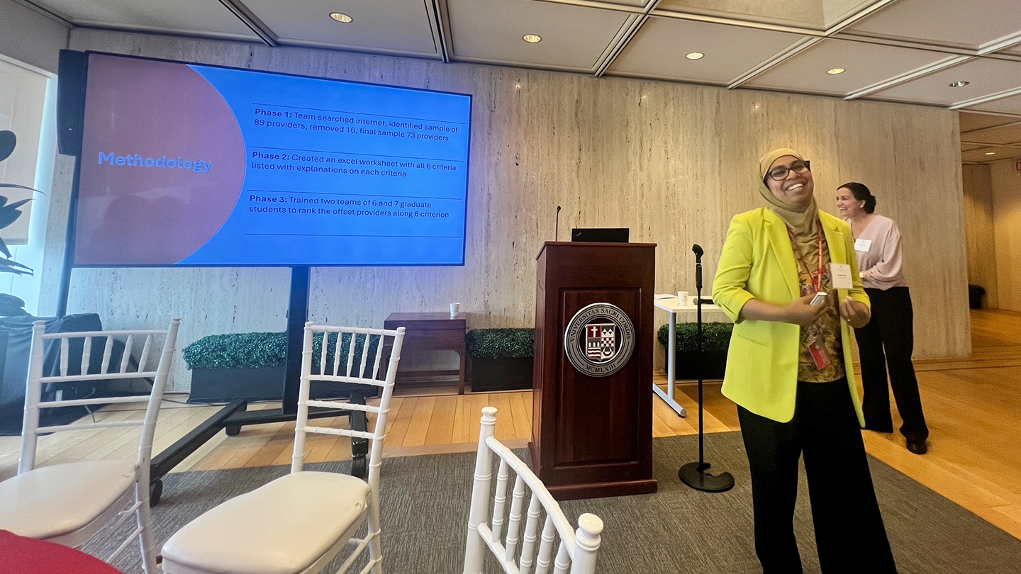 Mahfuja Malik doing a conference presentation