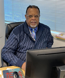 Dr. R. Wayne Holland 