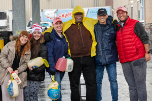 SHU students and staff volunteering at food drive