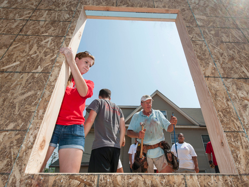 SHU students and faculty building for Habitat