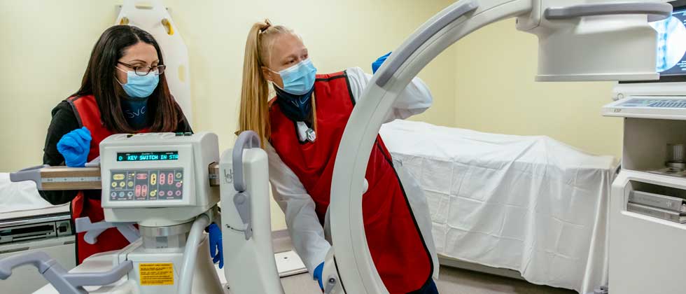 Radiography students in lab