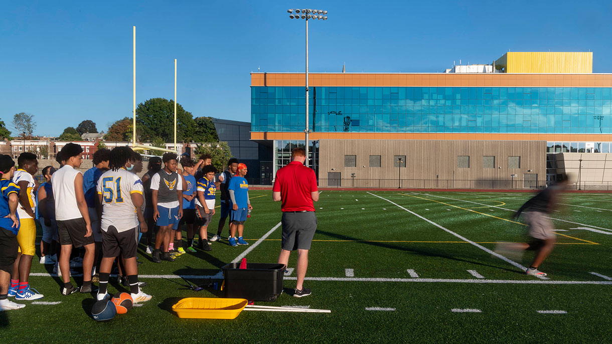 undergraduate Exercise Science clinical students in the Pioneer Performance Center