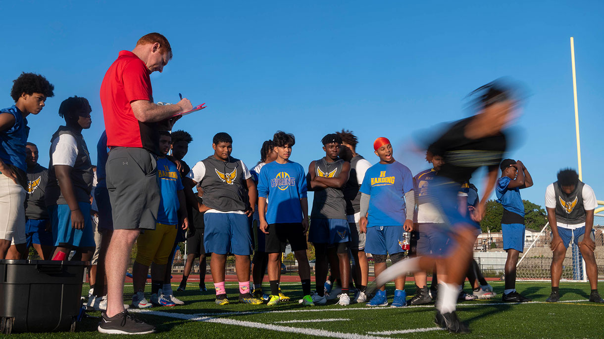 undergraduate Exercise Science clinical students in the Pioneer Performance Center