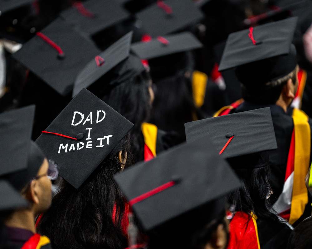 Graduation cap that says Dad I Made It