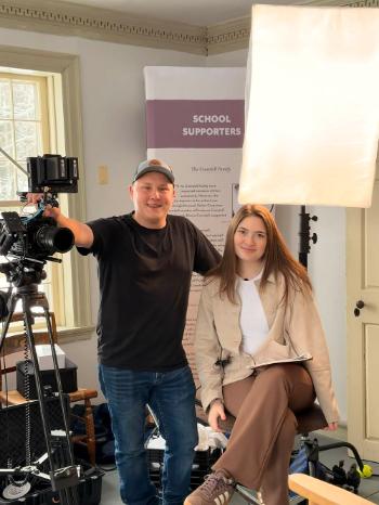 Alexandra Maxell behind the scenes