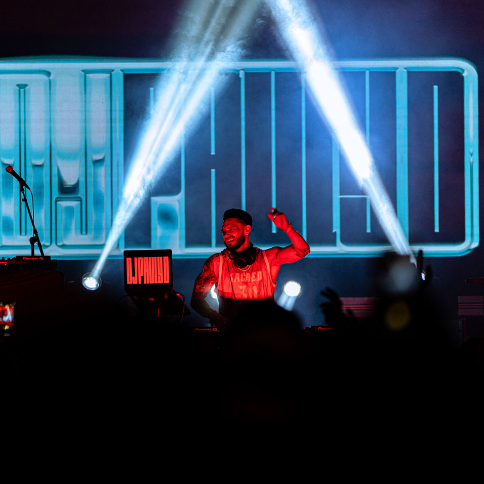 DJ Pauly D performing