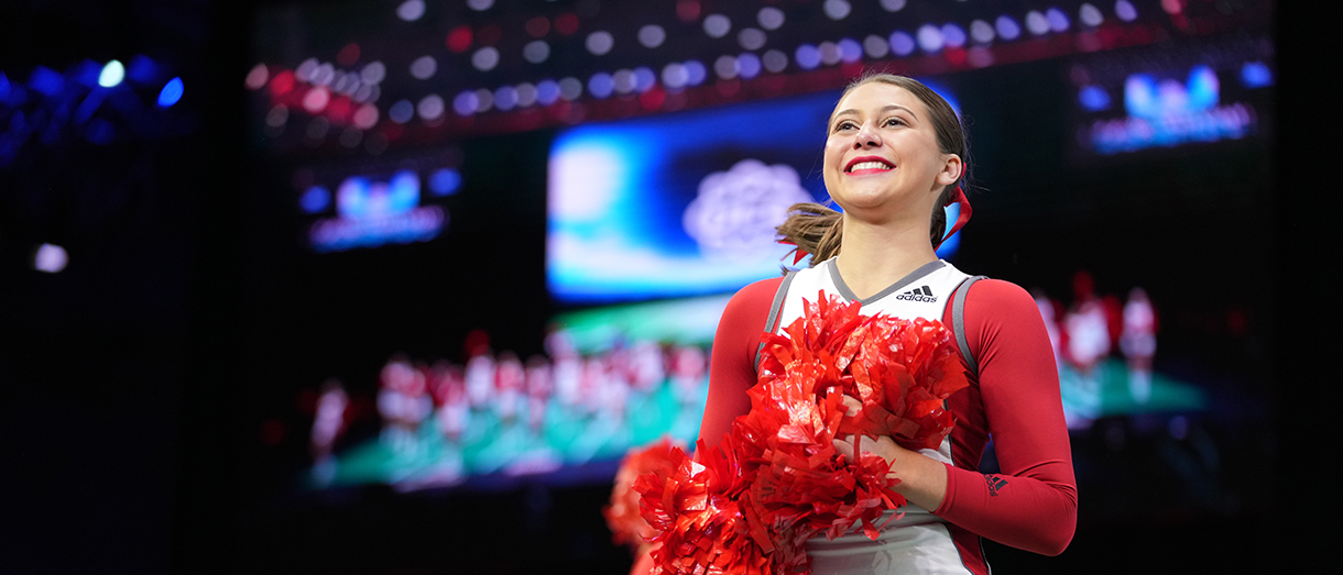 Cheerleading-1220x523.jpg