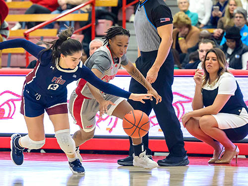 a women's basketball game